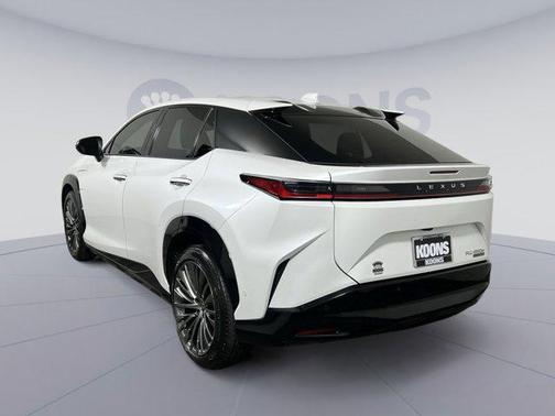 2023 Lexus RZ 450e Luxury