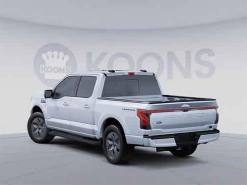 2025 Ford F-150 Lightning LARIAT