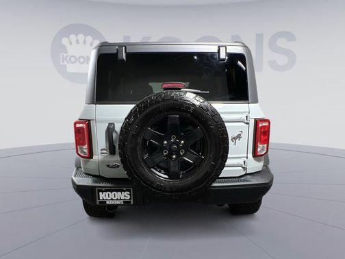 2024 Ford Bronco Black Diamond