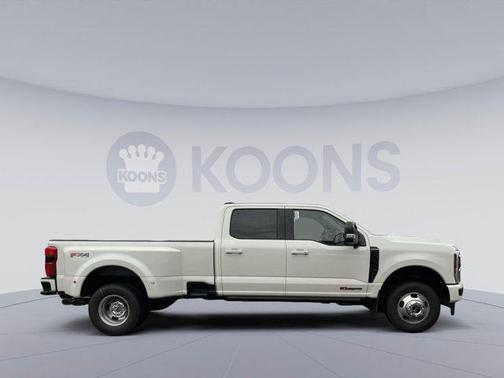 2026 Ford F-350 Platinum