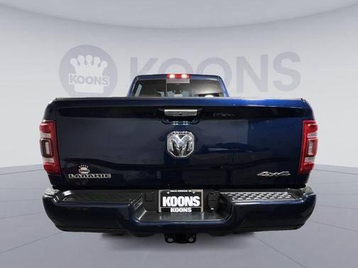 2022 RAM 2500 Laramie Crew Cab 4x4 6'4' Box