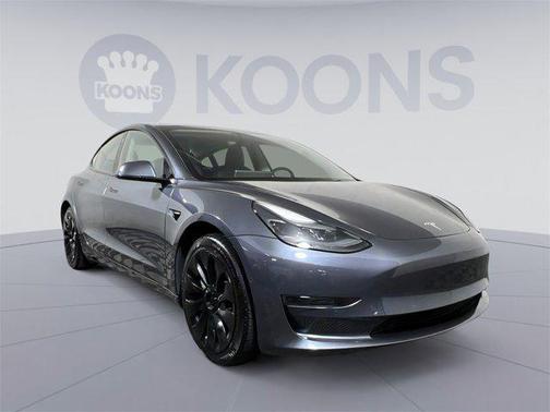 2022 Tesla Model 3 Standard Range