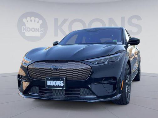 2025 Ford Mustang Mach-E GT