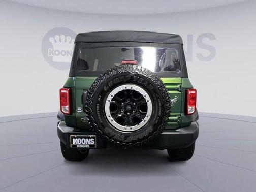 2023 Ford Bronco Base