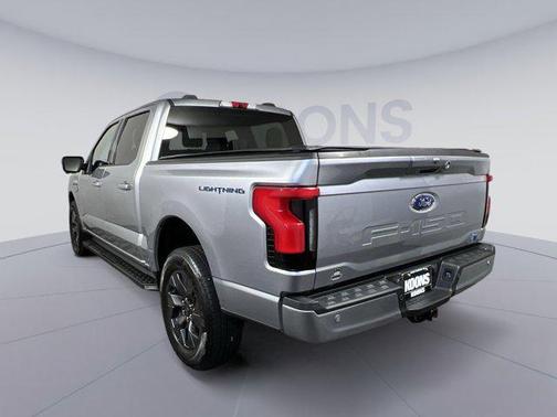 2023 Ford F-150 Lightning XLT