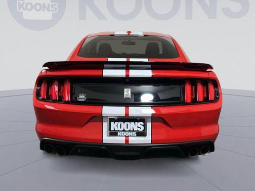 2018 Ford Shelby GT350 Base