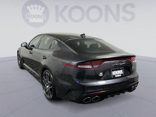 2022 Kia Stinger GT1