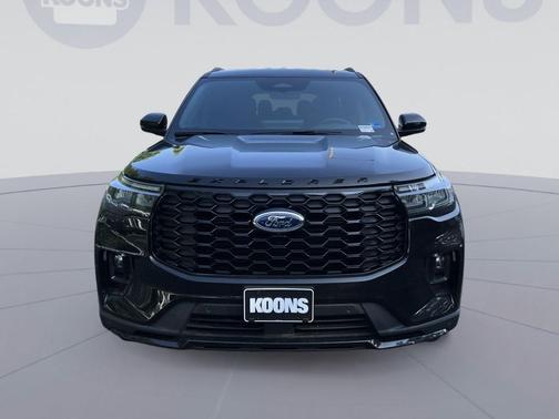 AGATE BLACK METALLIC 2026 Ford Explorer ST-Line