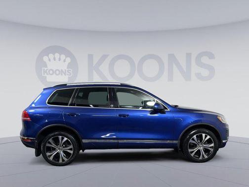 2017 Volkswagen Touareg V6 Wolfsburg Edition