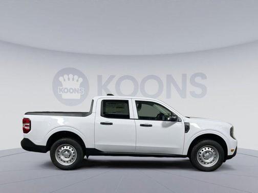 OXFORD WHITE 2026 Ford Maverick XL