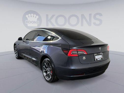 2019 Tesla Model 3 Mid Range