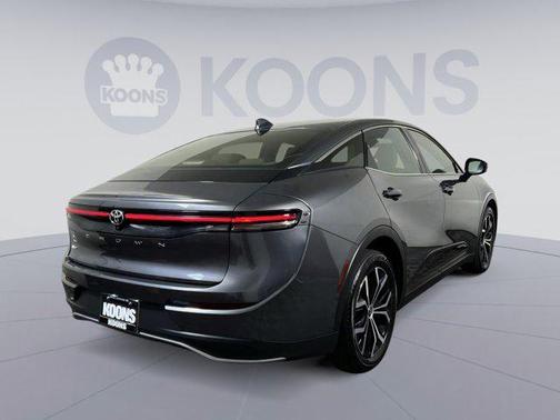 2023 Toyota Crown XLE