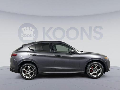 2020 Alfa Romeo Stelvio Sport