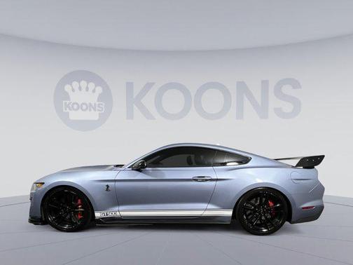 2022 Ford Shelby GT500 Base