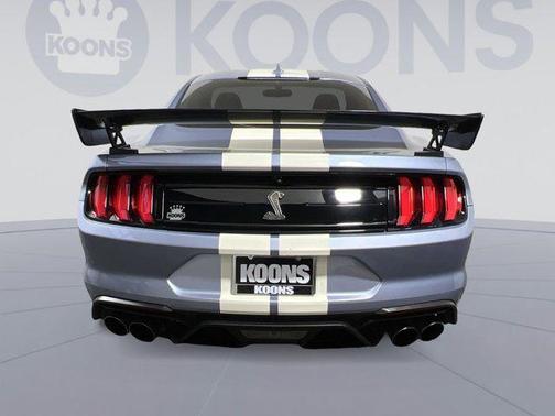 2022 Ford Shelby GT500 Base