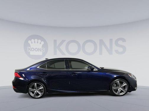 2017 Lexus IS 300 Base