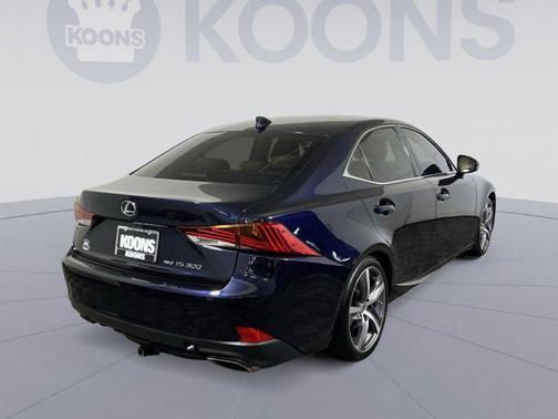 2017 Lexus IS 300 Base