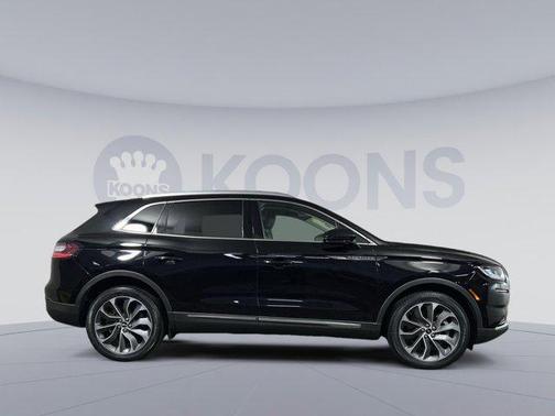 2021 Lincoln Nautilus Reserve