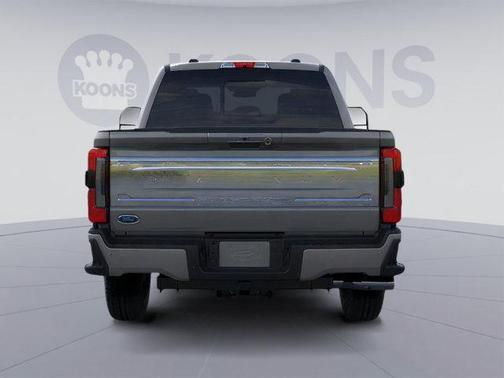 2025 Ford F-250 Platinum