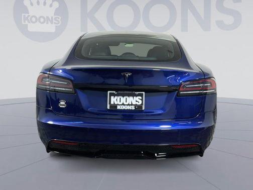 2022 Tesla Model S Base
