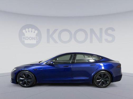 2022 Tesla Model S Base