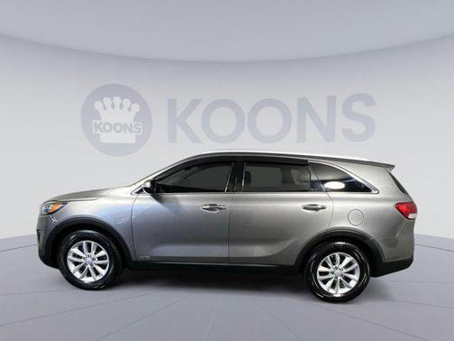 2017 Kia Sorento LX