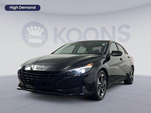 2023 Hyundai ELANTRA Limited