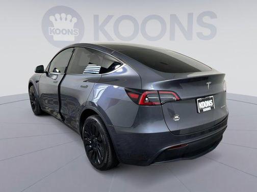 2023 Tesla Model Y Long Range Dual Motor All-Wheel Drive