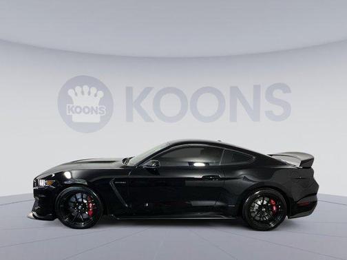 2019 Ford Shelby GT350R Base