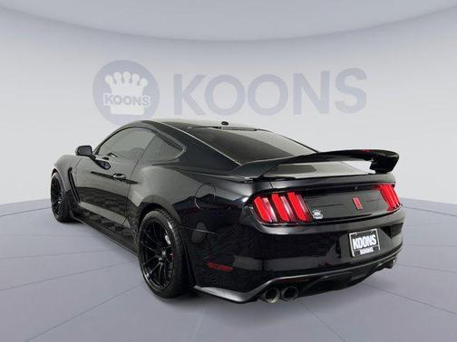 2019 Ford Shelby GT350R Base