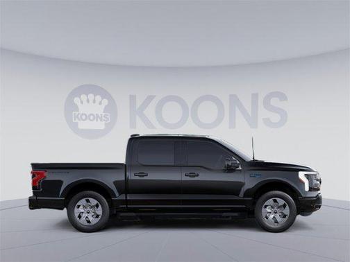 2025 Ford F-150 Lightning LARIAT