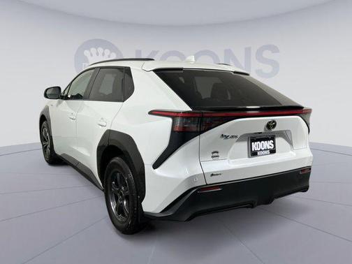 2024 Toyota bZ4X XLE
