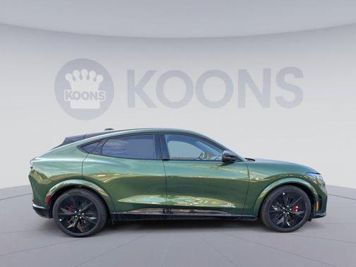 2025 Ford Mustang Mach-E GT