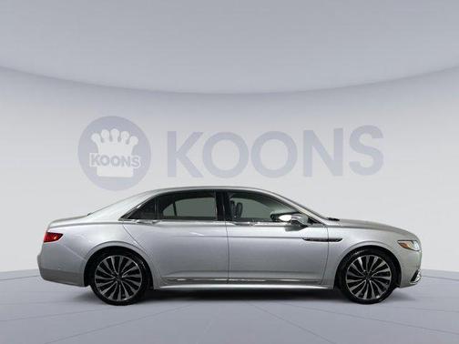 2017 Lincoln Continental Black Label