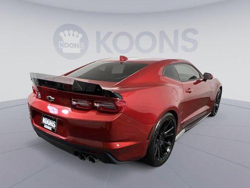 2020 Chevrolet Camaro RWD Coupe LT1
