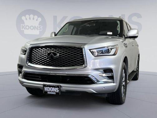 2022 INFINITI QX80 Luxe