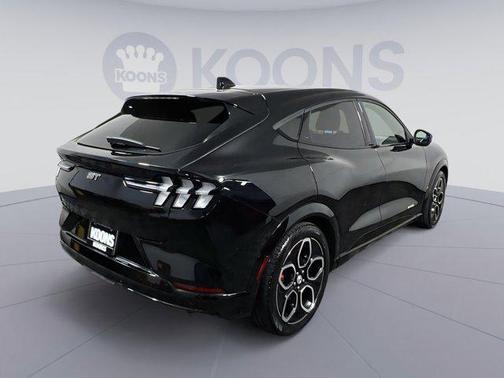 2022 Ford Mustang Mach-E GT