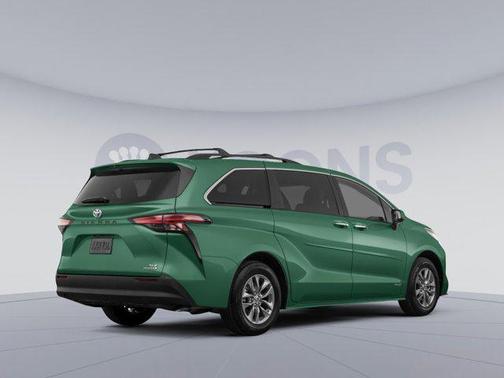 2021 Toyota Sienna XLE 7 Passenger