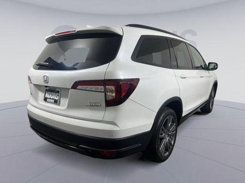 2022 Honda Pilot AWD Sport