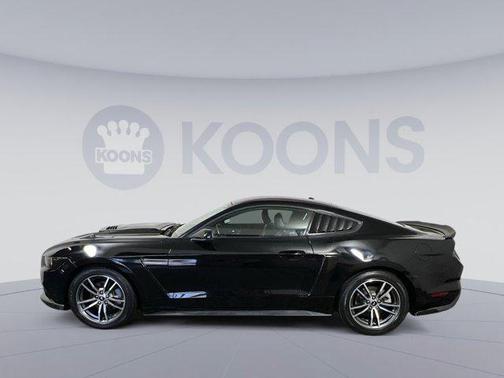2017 Ford Mustang EcoBoost Premium