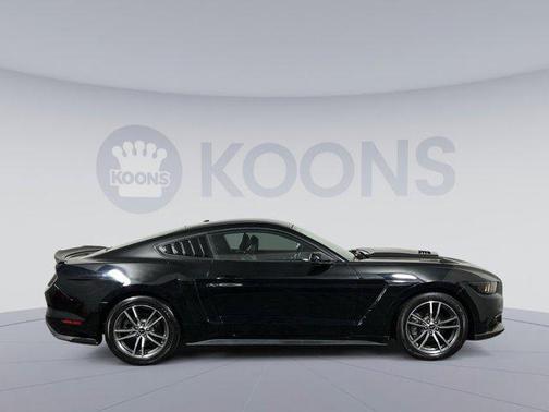 2017 Ford Mustang EcoBoost Premium