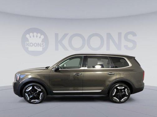 Dark Moss 2023 Kia Telluride S