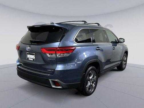 2019 Toyota Highlander Hybrid Platinum