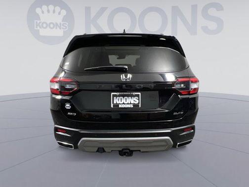2023 Honda Pilot AWD Elite