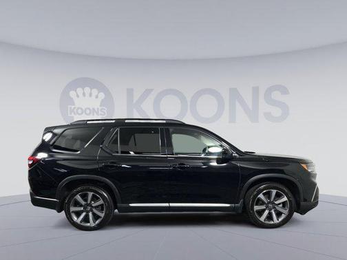 2023 Honda Pilot AWD Elite