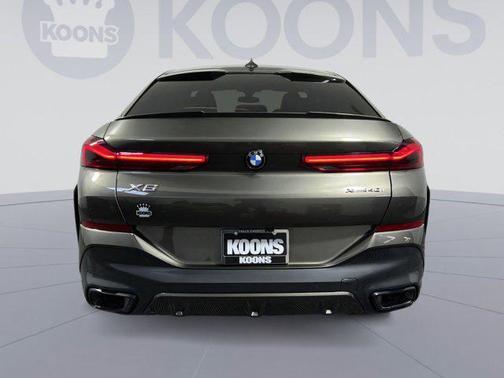 2022 BMW X6 xDrive40i
