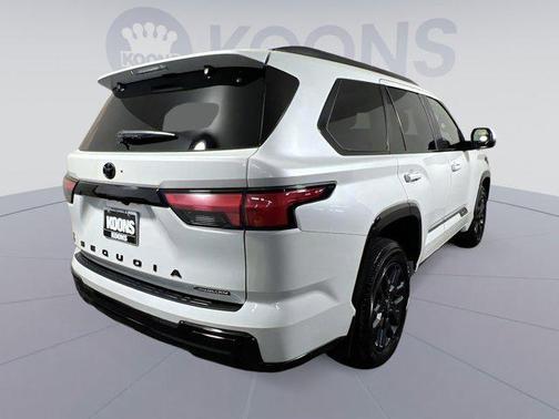 2025 Toyota Sequoia Platinum