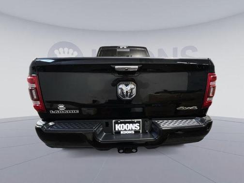 2021 RAM 3500 Laramie Crew Cab 4x4 8' Box