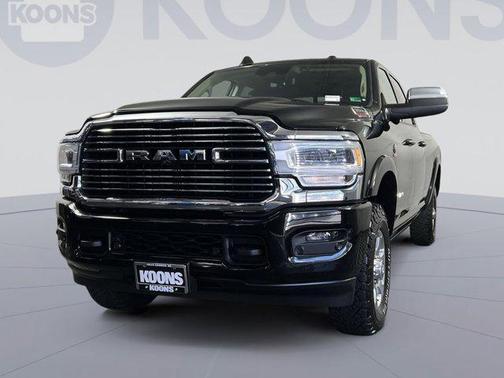 2021 RAM 3500 Laramie Crew Cab 4x4 8' Box