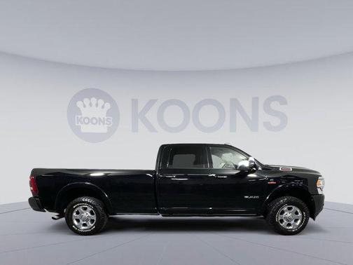 2021 RAM 3500 Laramie Crew Cab 4x4 8' Box